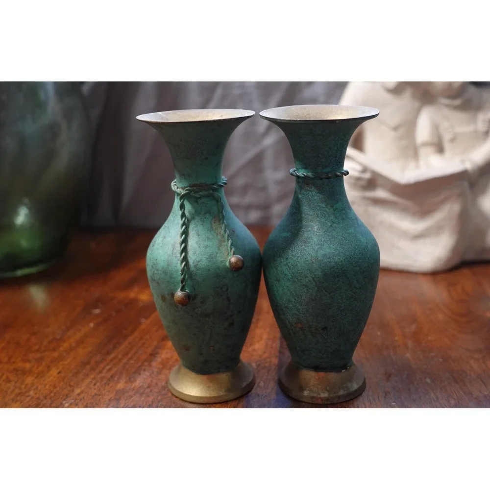 Vintage brass metal tulip shape set of 2 vases 6 inches metal rope decor